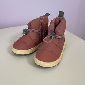 Toddler boots